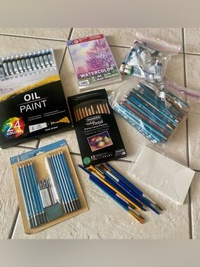 Art Supplies Various Mediums, – Brush & Pencil Collection